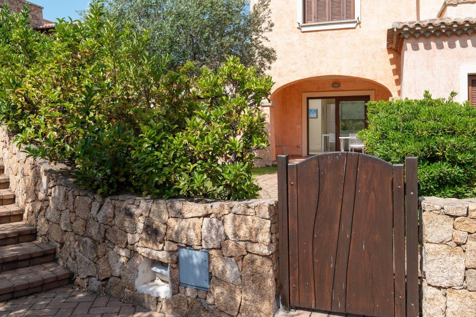 גולפו אראנצ'י Villaggio Perlacea - Your House In Sardinia מראה חיצוני תמונה